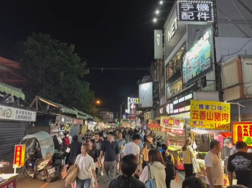 宜蘭夜市探索 民宿體驗